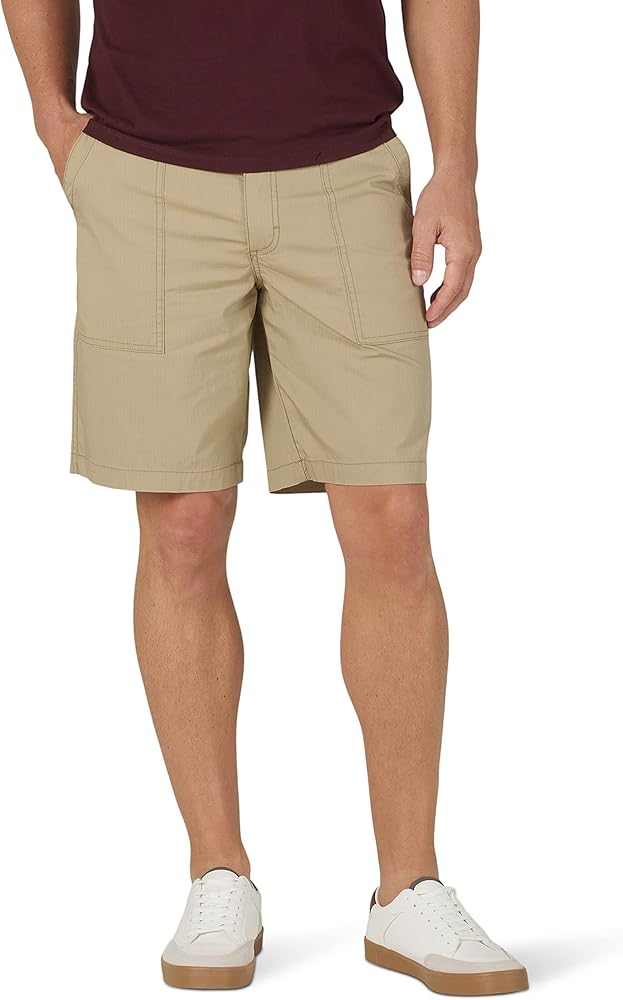 Lee Men's Extreme Motion Relaxed Fit Utility Flat Front Short