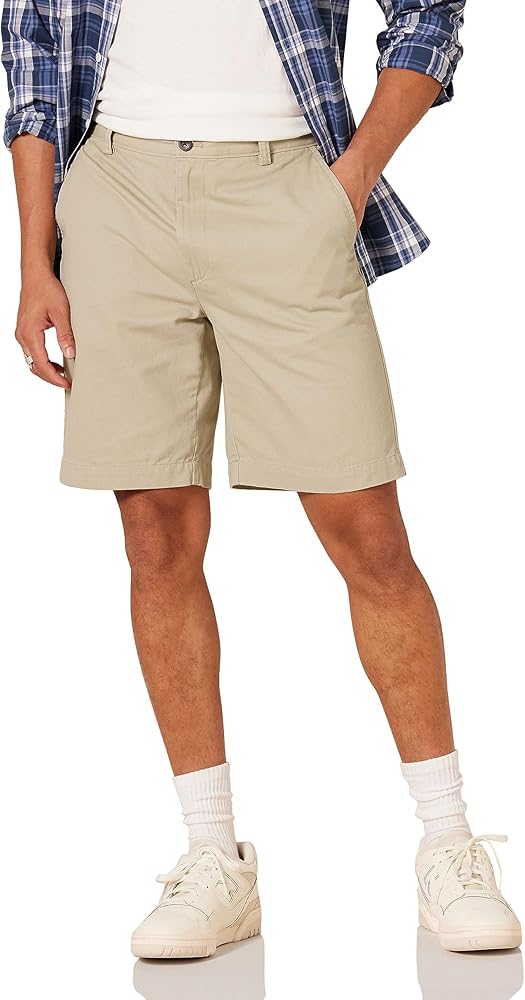 Amazon Essentials Men's Classic-Fit 9" Short