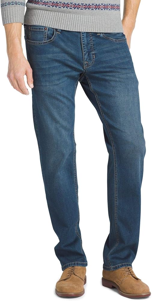 IZOD Men's Comfort Stretch Straight Fit Jean