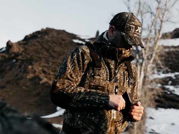 TRUCKER HAT