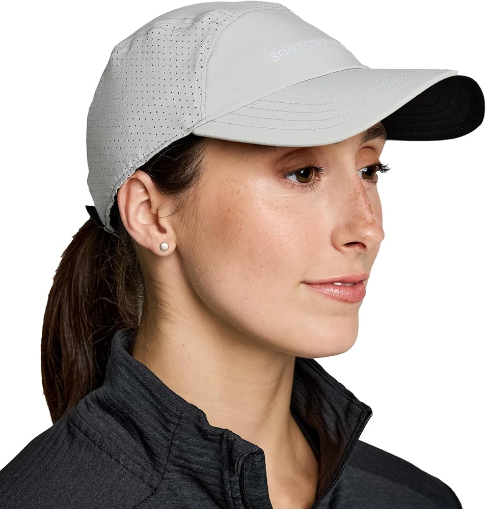 Saucony Women's Outpace Hat