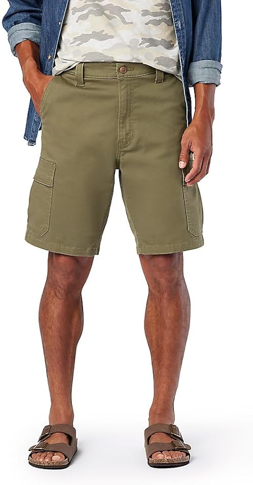 Signature by Levi Strauss & Co. Gold Men's Essential Cargo Shorts (Also Available in Big & Tall)