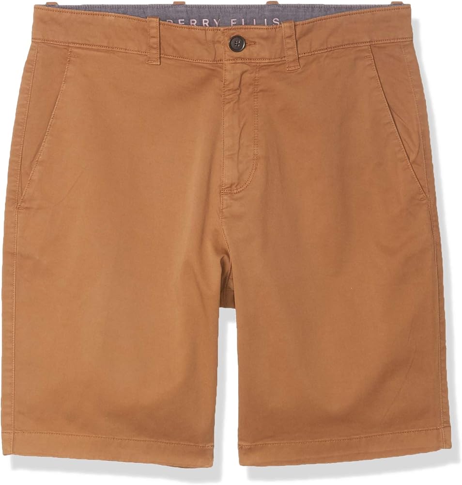 Perry Ellis Men's Solid Twill Garment Dye Shorts