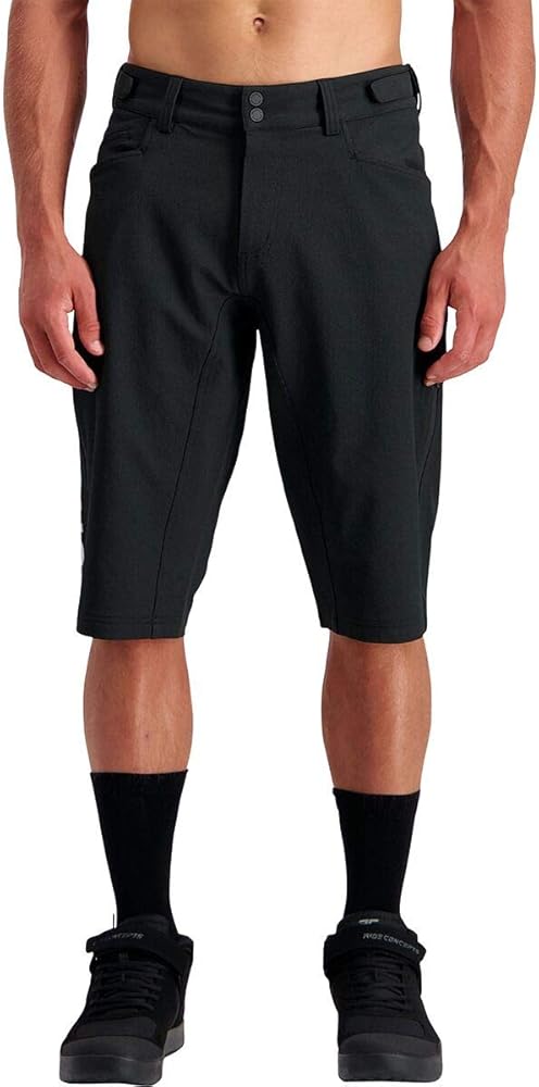 Momentum 2.0 Bike Short - Men's Black, S